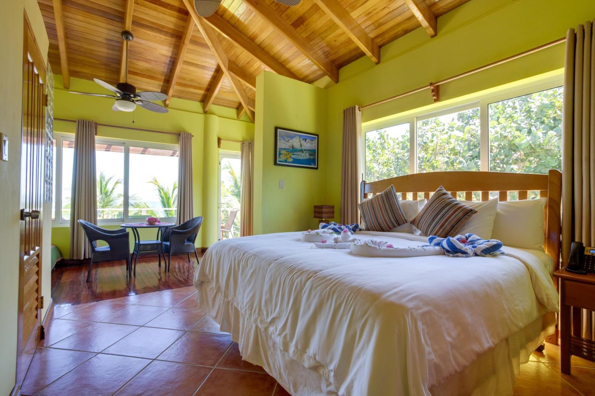 Laru Beya Resort Placencia Luaran gambar
